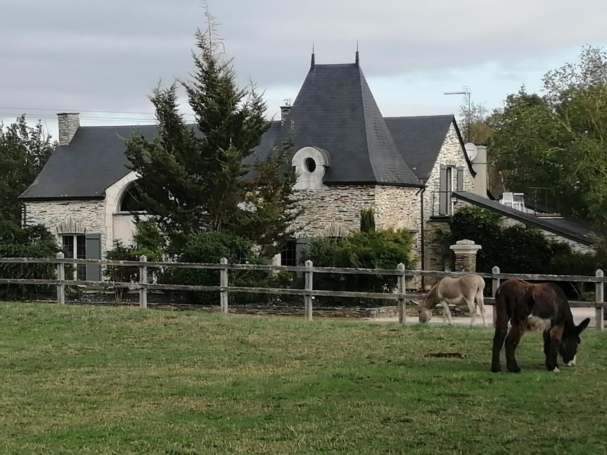 Gite Belle Fontaine Otel Angrie Dış mekan fotoğraf